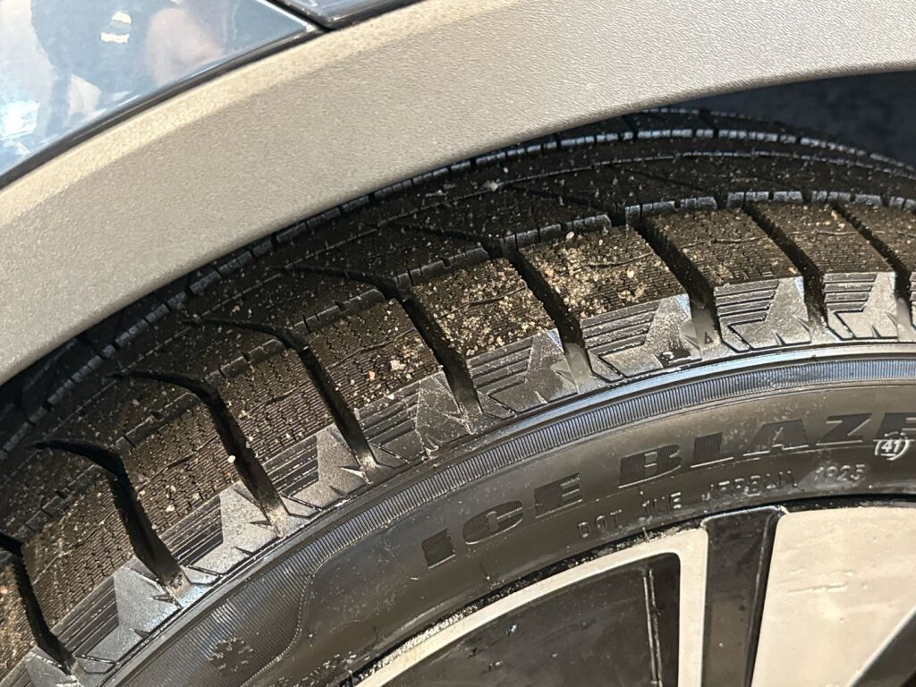 Polestar 2 2023 Midnight