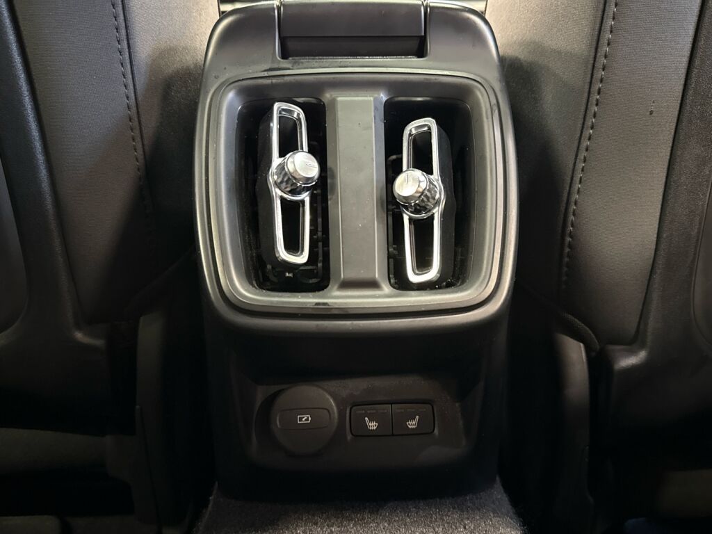 Polestar 2 2023 Midnight