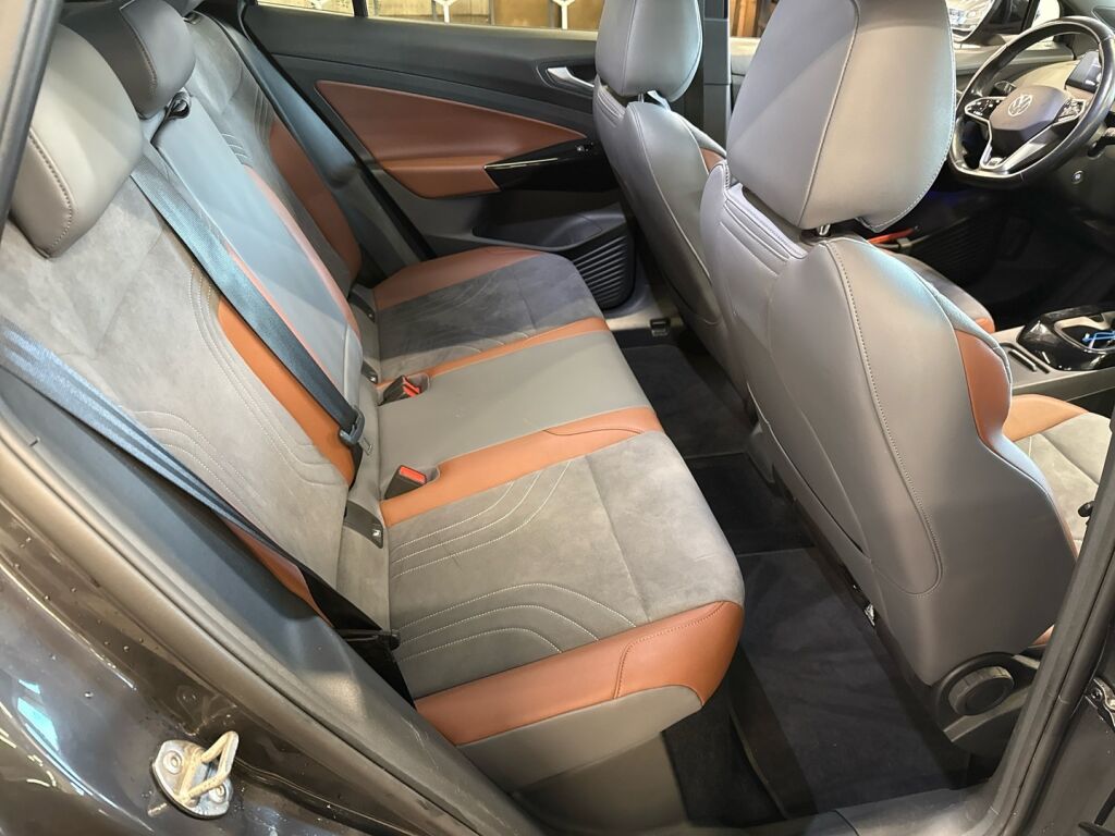 Volkswagen ID.4 2020 Harmaa