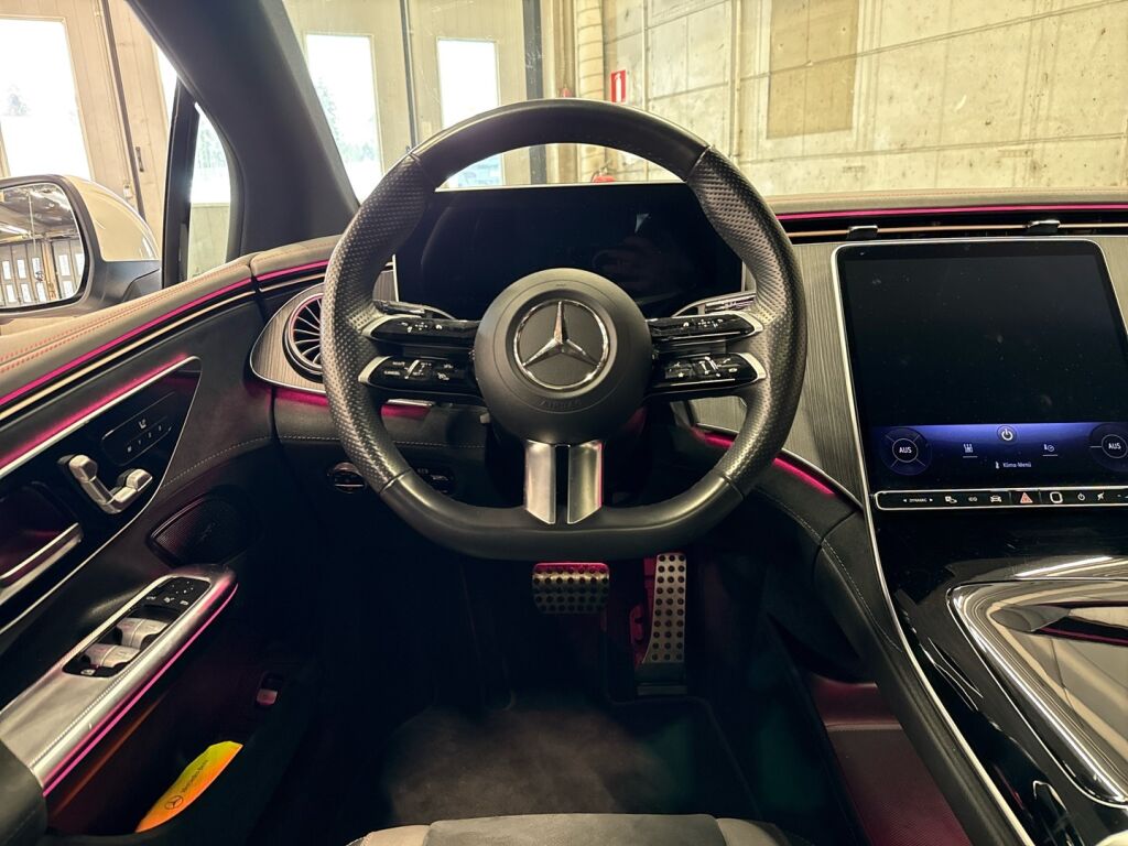 Mercedes-Benz EQE 2023 