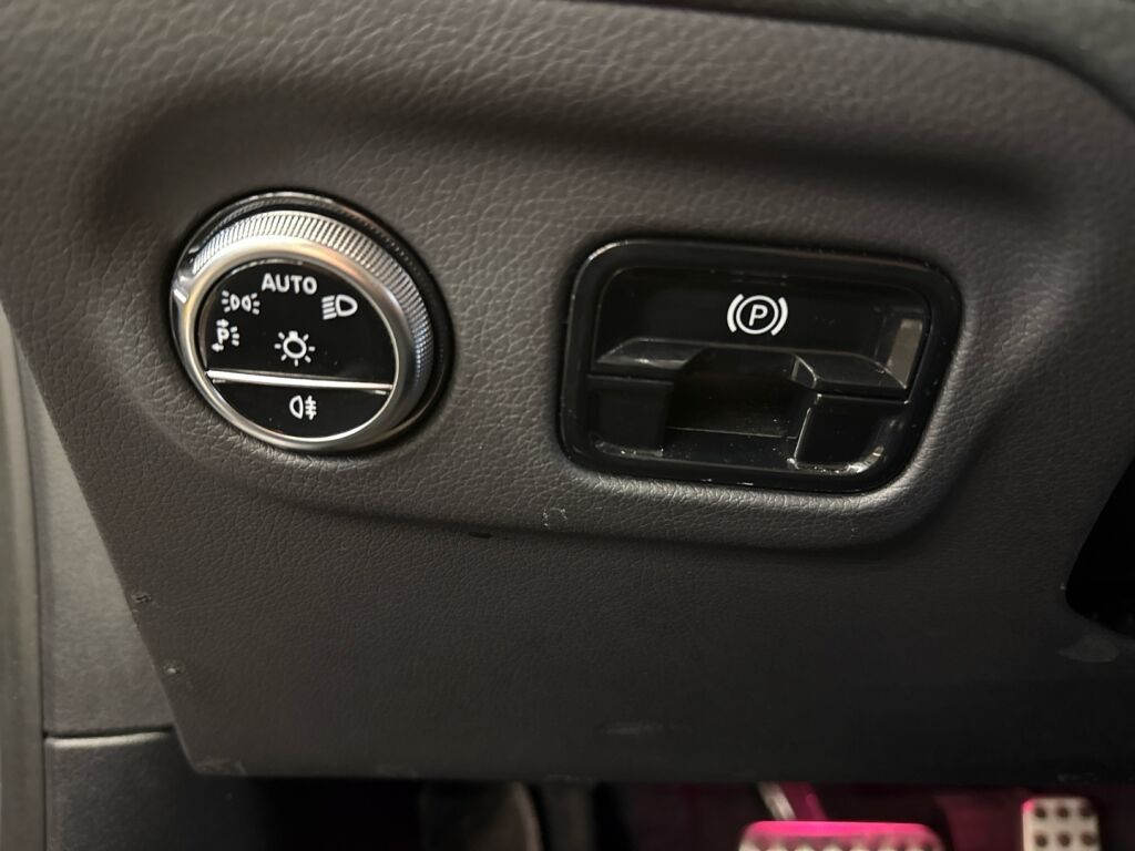 Mercedes-Benz EQE 2023 