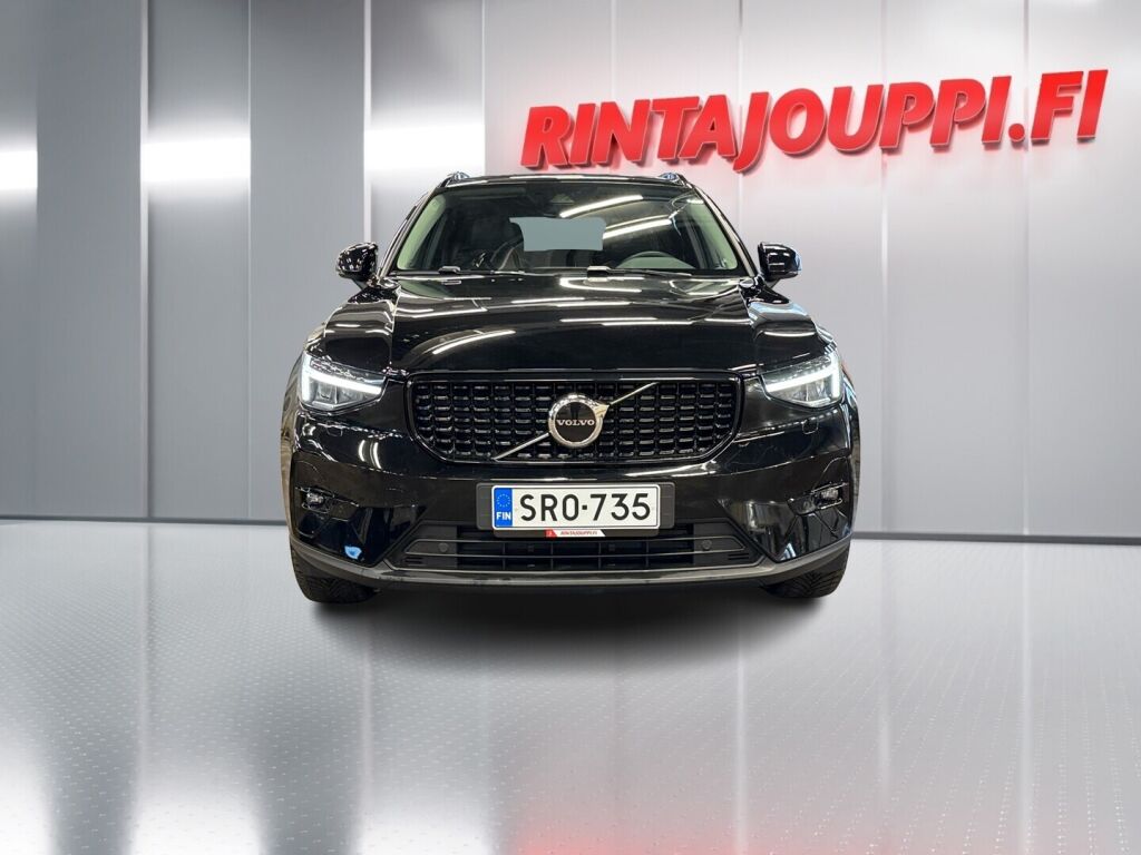 Volvo XC40 2023 