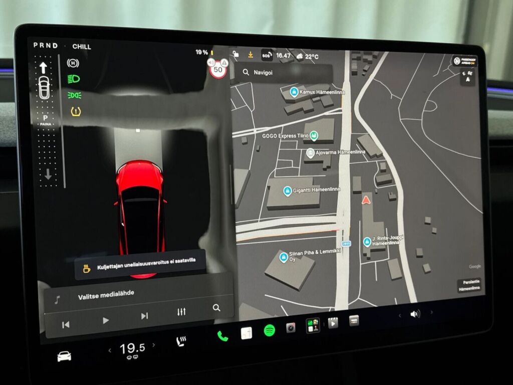 Tesla Model 3 2024 Punainen