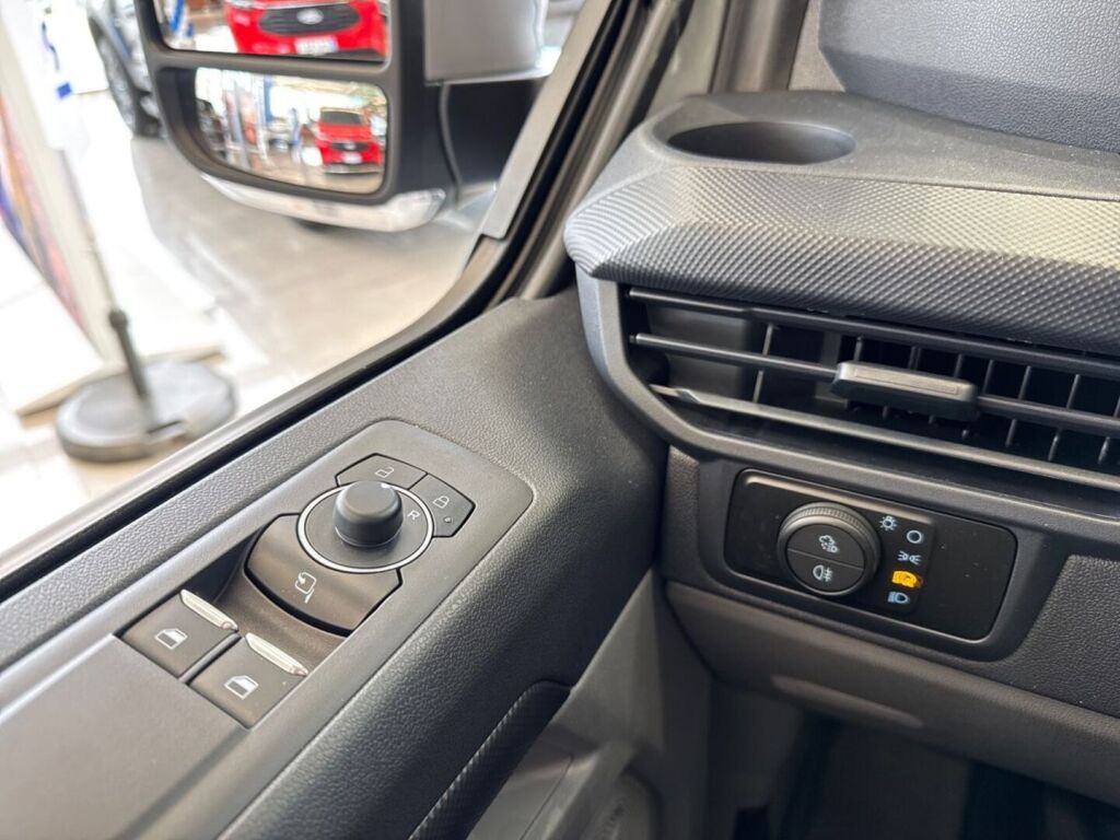 Ford Transit Custom 2026 Grey Matter
