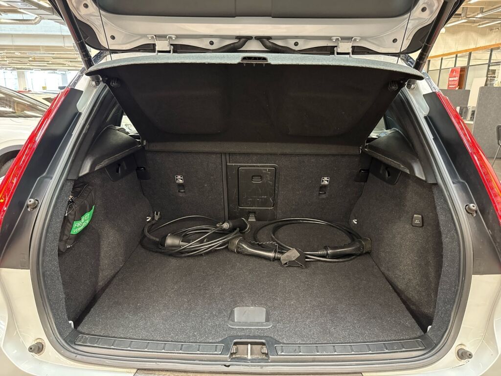 Volvo XC40 2021 Harmaa