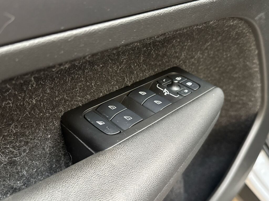 Volvo XC40 2021 Harmaa