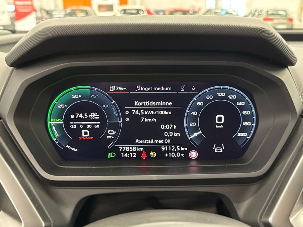 Audi Q4 e-tron 2022 Violetti