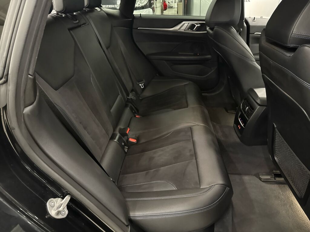 BMW I4 M50 2022 Musta