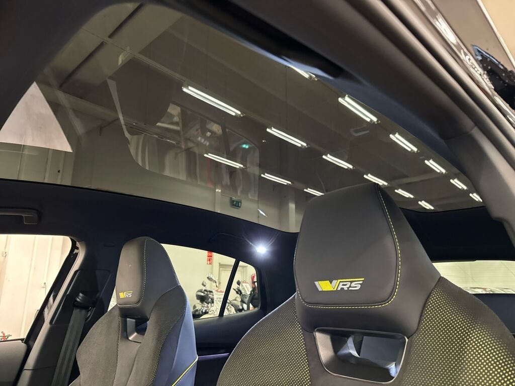 Skoda Enyaq 2023 Musta