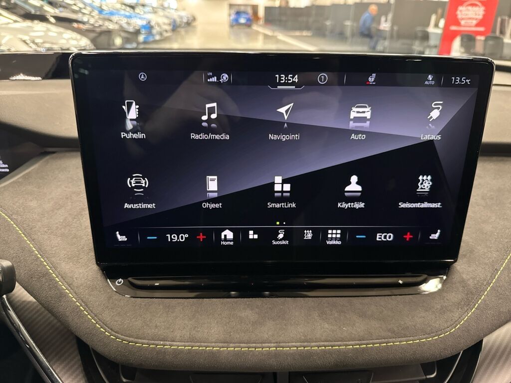 Skoda Enyaq 2023 Musta