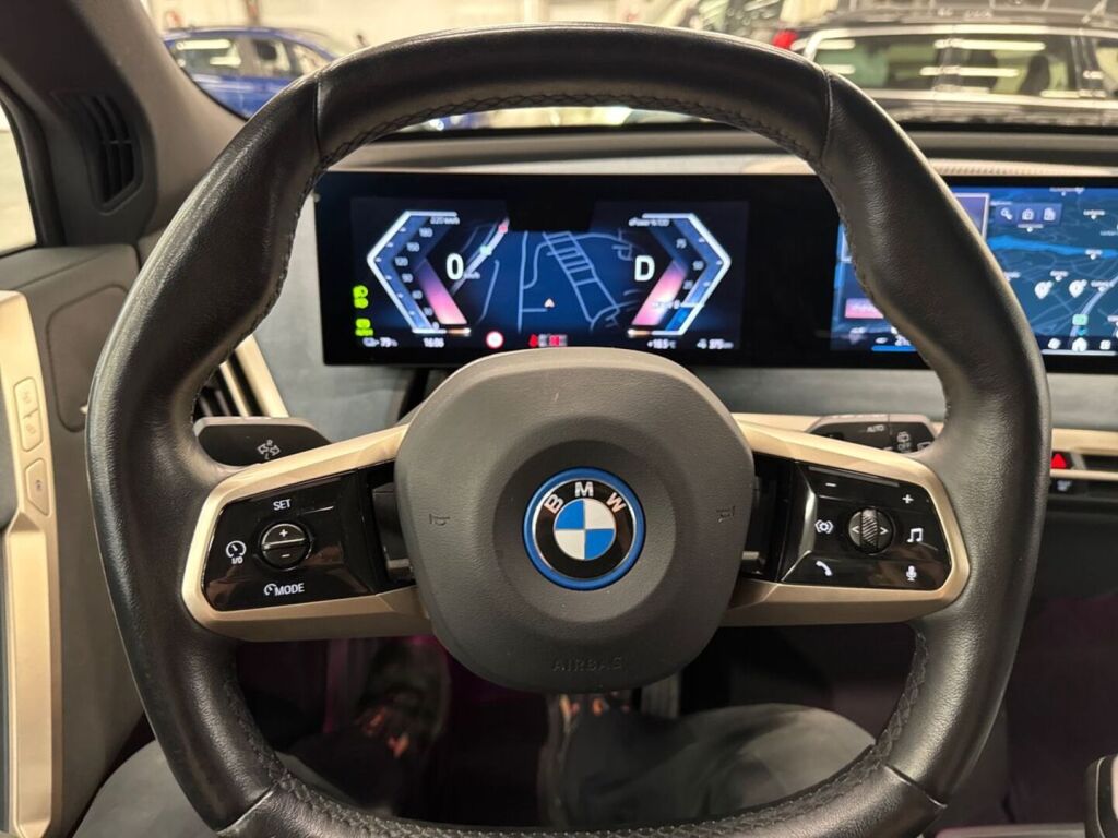 BMW iX 2023 
