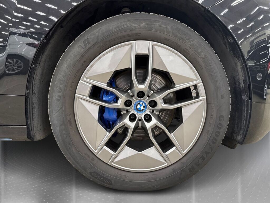 BMW iX 2023 