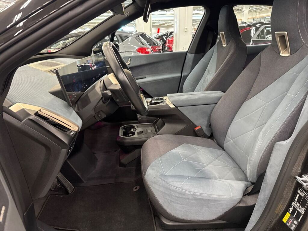 BMW iX 2023 