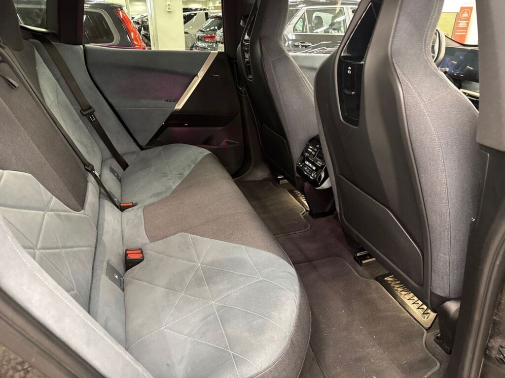 BMW iX 2023 