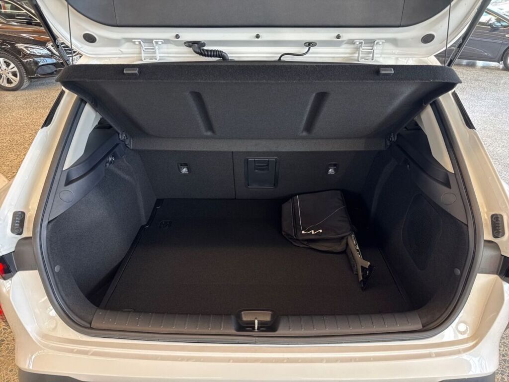 Kia K4 2026 Valkoinen