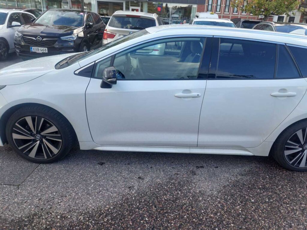 Toyota Corolla 2026 Valkoinen