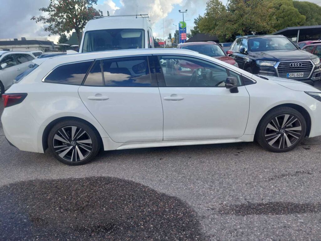 Toyota Corolla 2026 Valkoinen