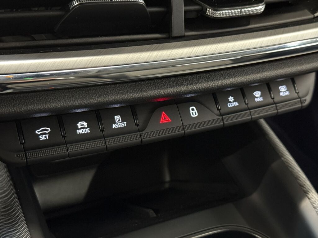 Skoda Enyaq 2022 Arctic Silver Metallic