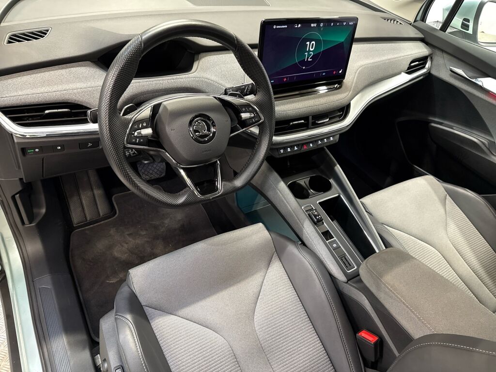 Skoda Enyaq 2022 Arctic Silver Metallic