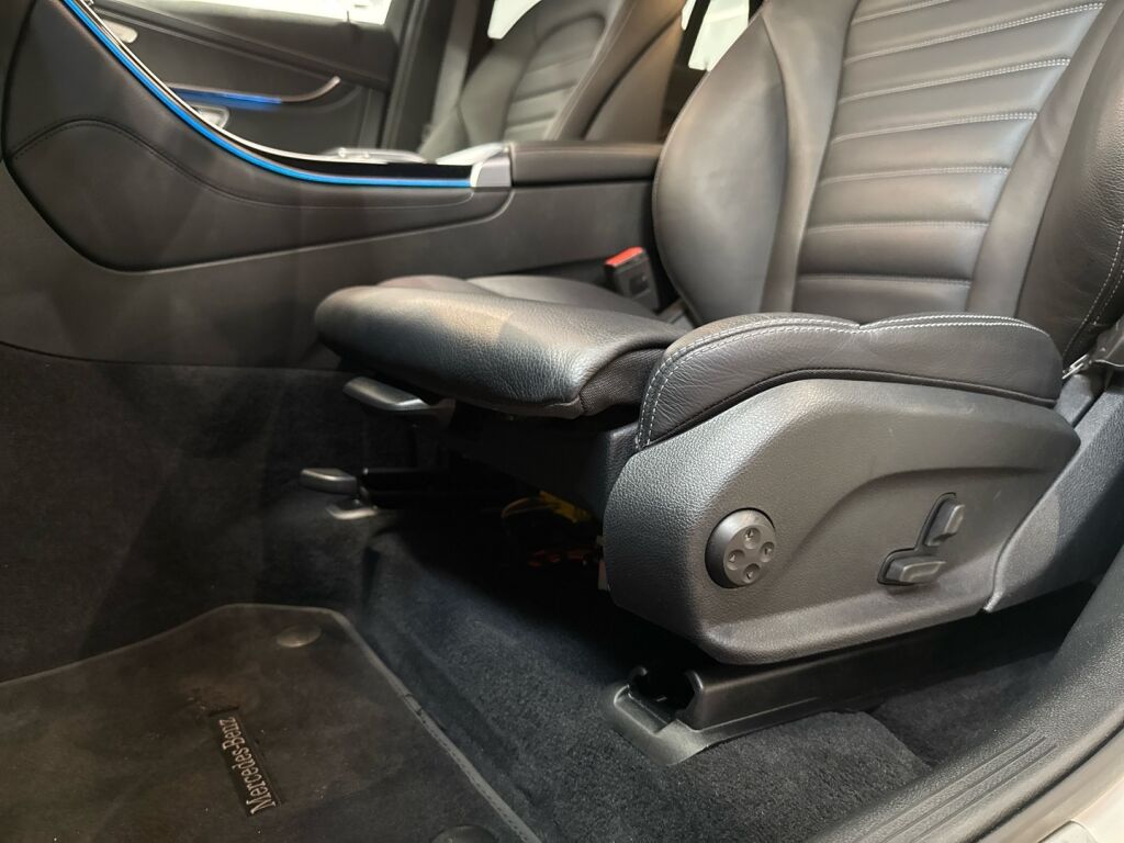 Mercedes-Benz EQC 2022 Polarvalkoinen