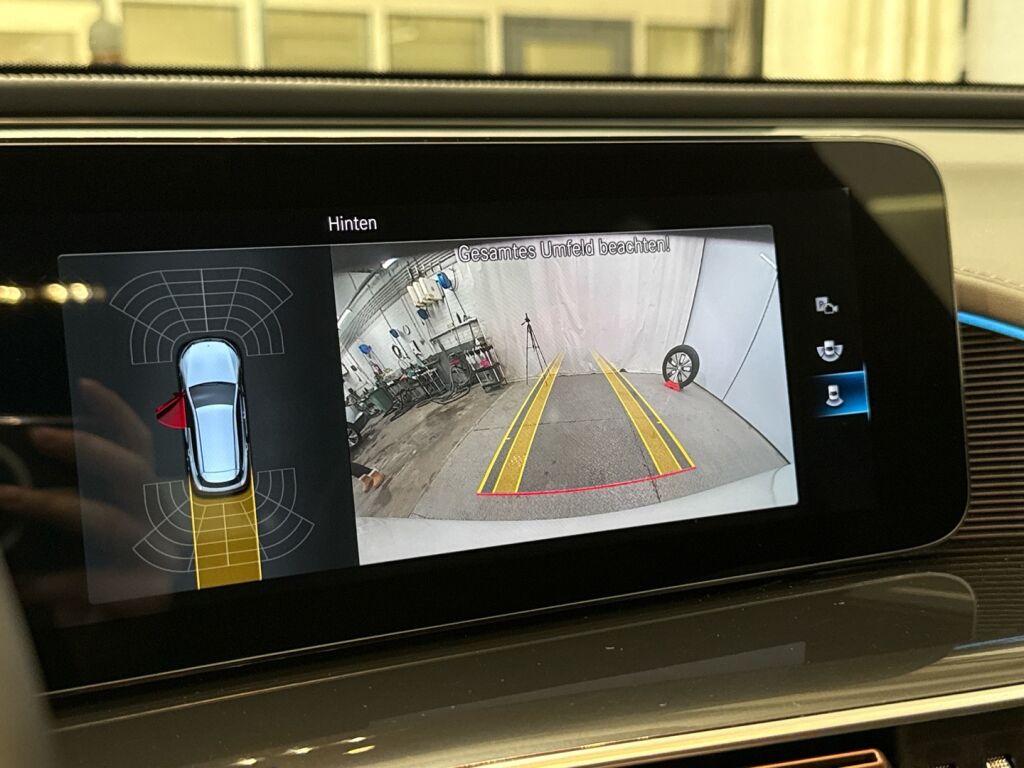 Mercedes-Benz EQC 2022 Polarvalkoinen