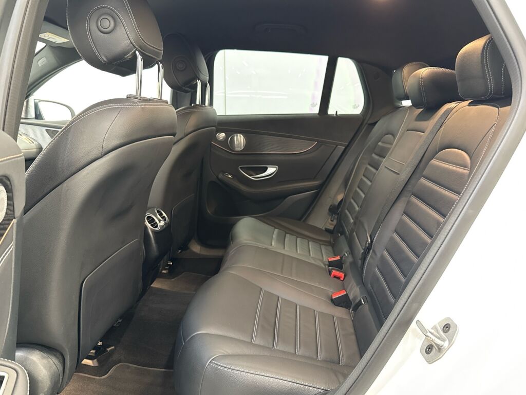 Mercedes-Benz EQC 2022 Polarvalkoinen