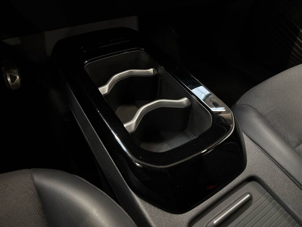 Volkswagen ID.4 2022 Valkoinen