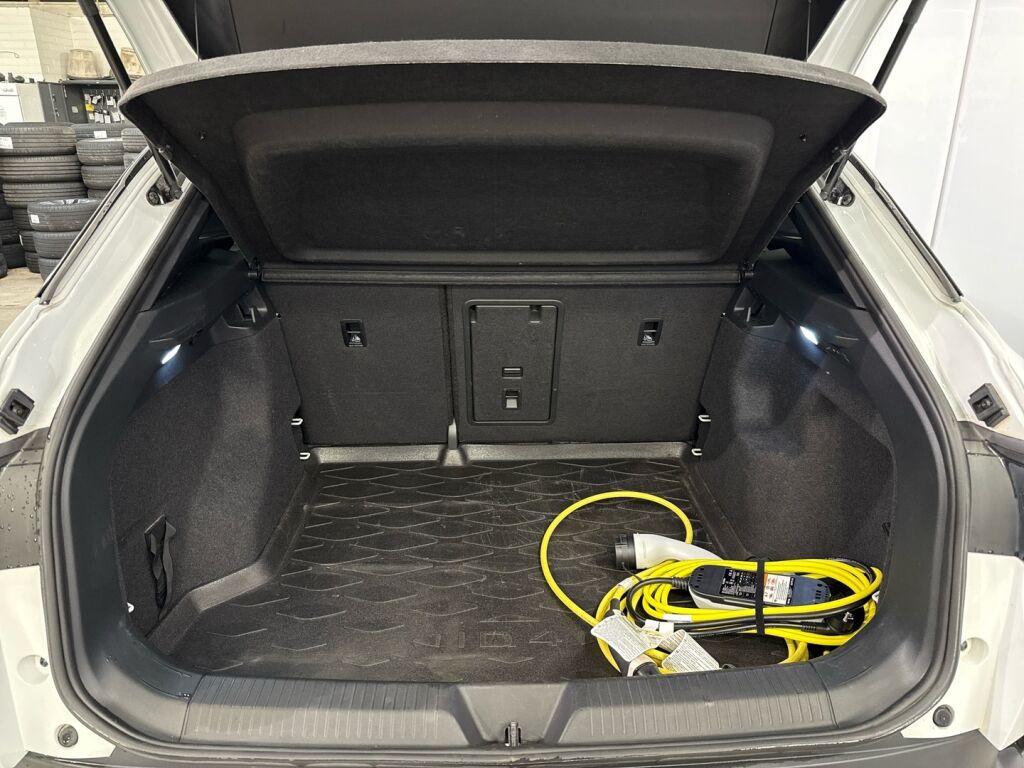 Volkswagen ID.4 2022 Valkoinen