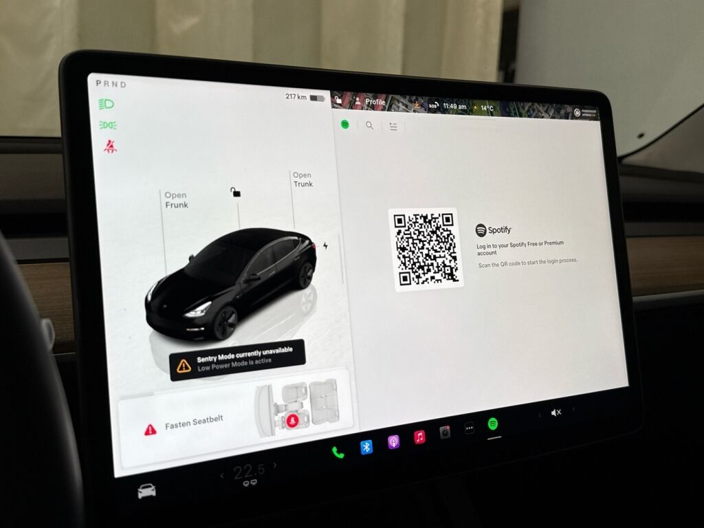 Tesla Model 3 2022 Musta