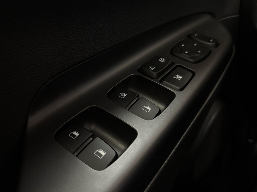 Hyundai KONA 2021 PULSE RED PEARL