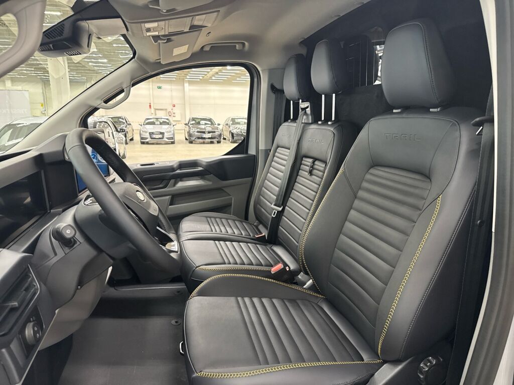 Ford Transit Custom 2026 Harmaa