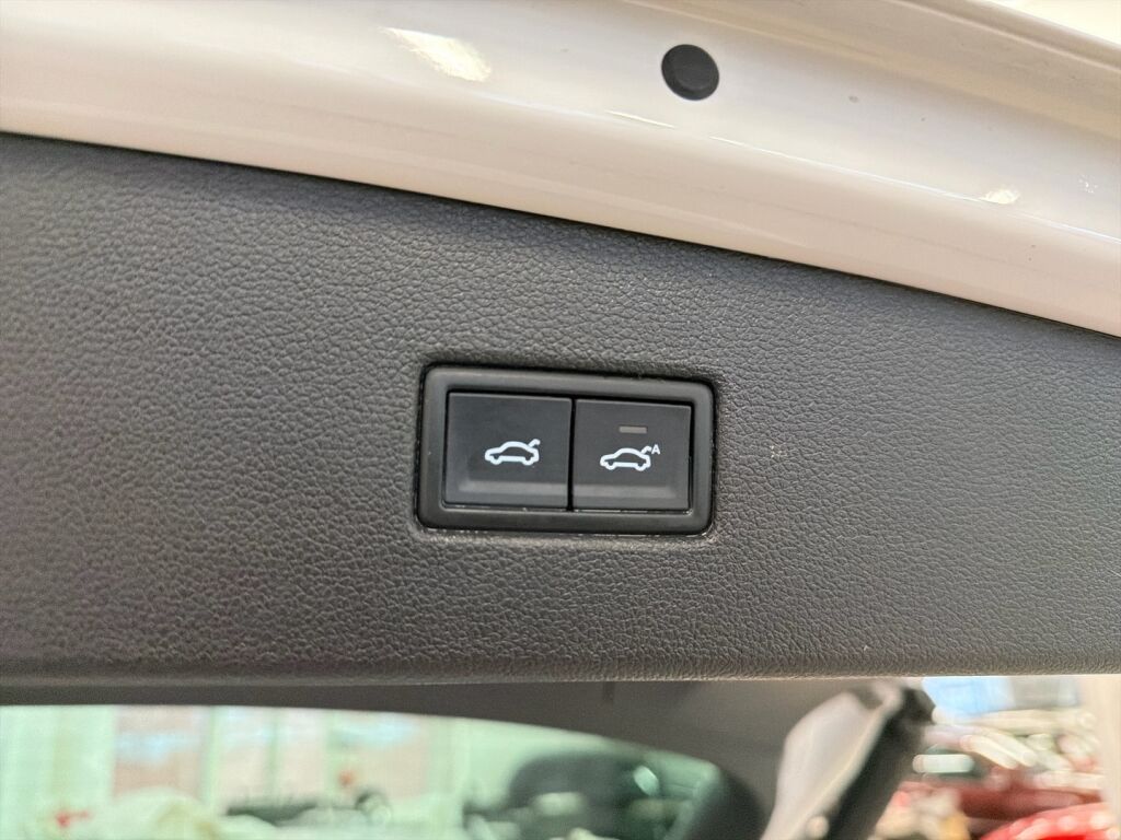 Volkswagen Tiguan 2019 Valkoinen