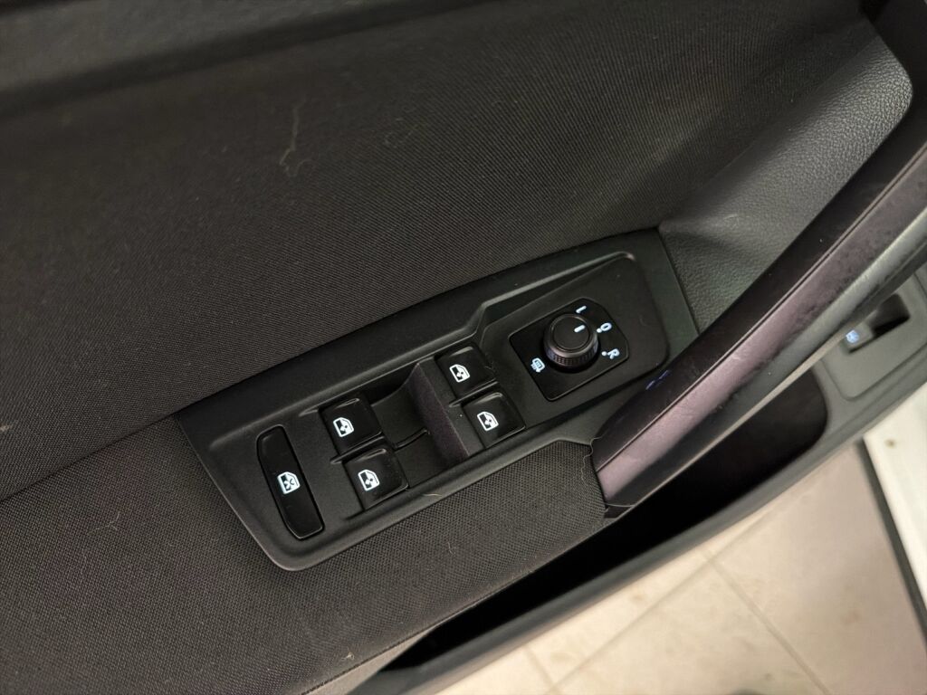 Volkswagen Tiguan 2019 Valkoinen