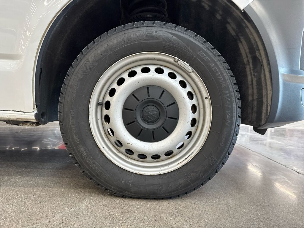 Volkswagen Caravelle 2019 Valkoinen