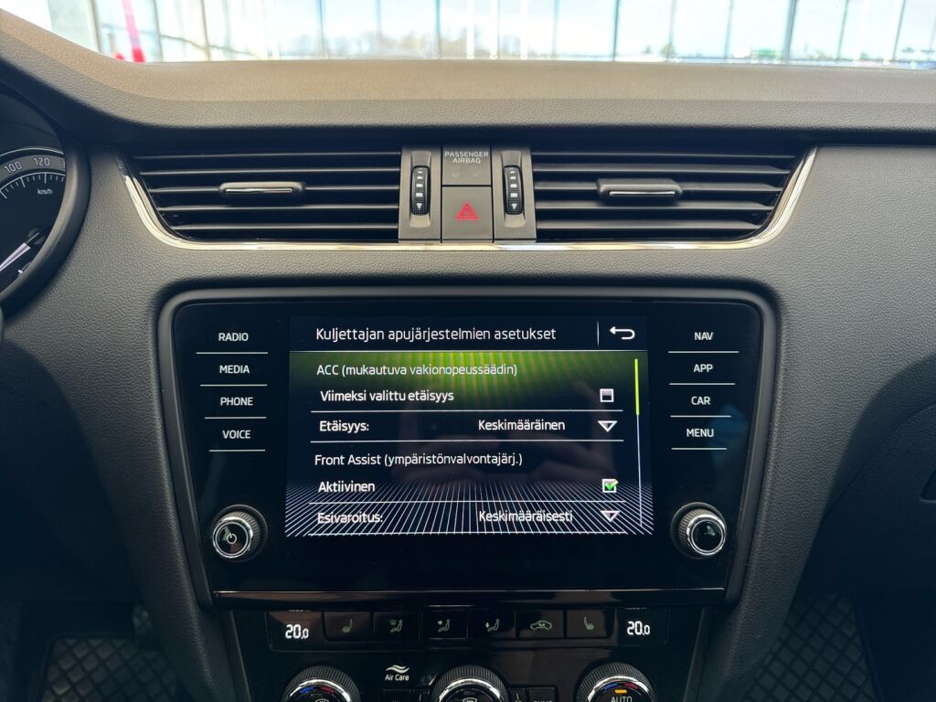 Skoda Octavia 2019 Harmaa