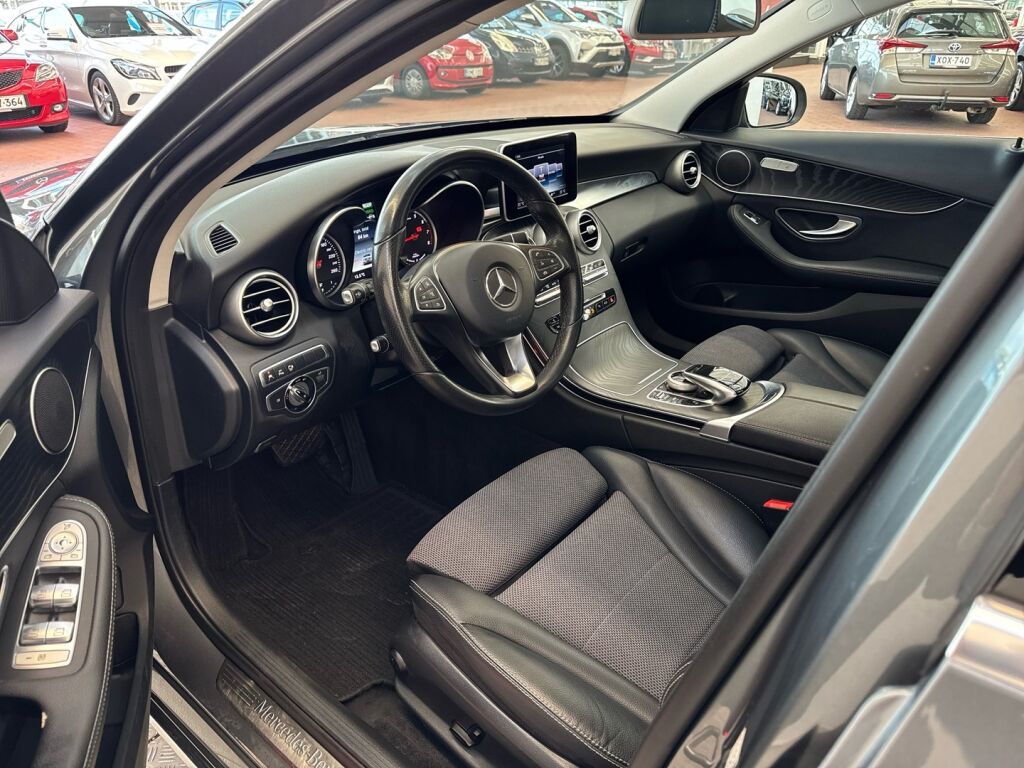 Mercedes-Benz C 2017 Harmaa