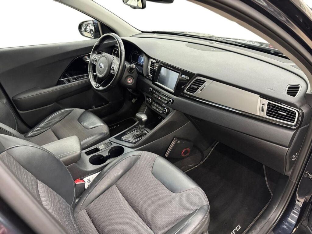 Kia Niro plug-in 2019 Sininen