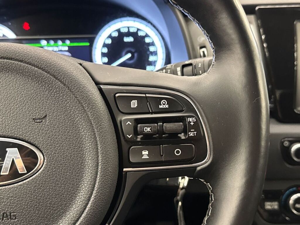 Kia Niro plug-in 2019 Sininen