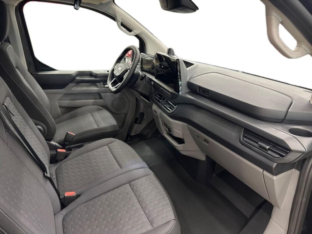 Ford Transit Custom 2026 Harmaa