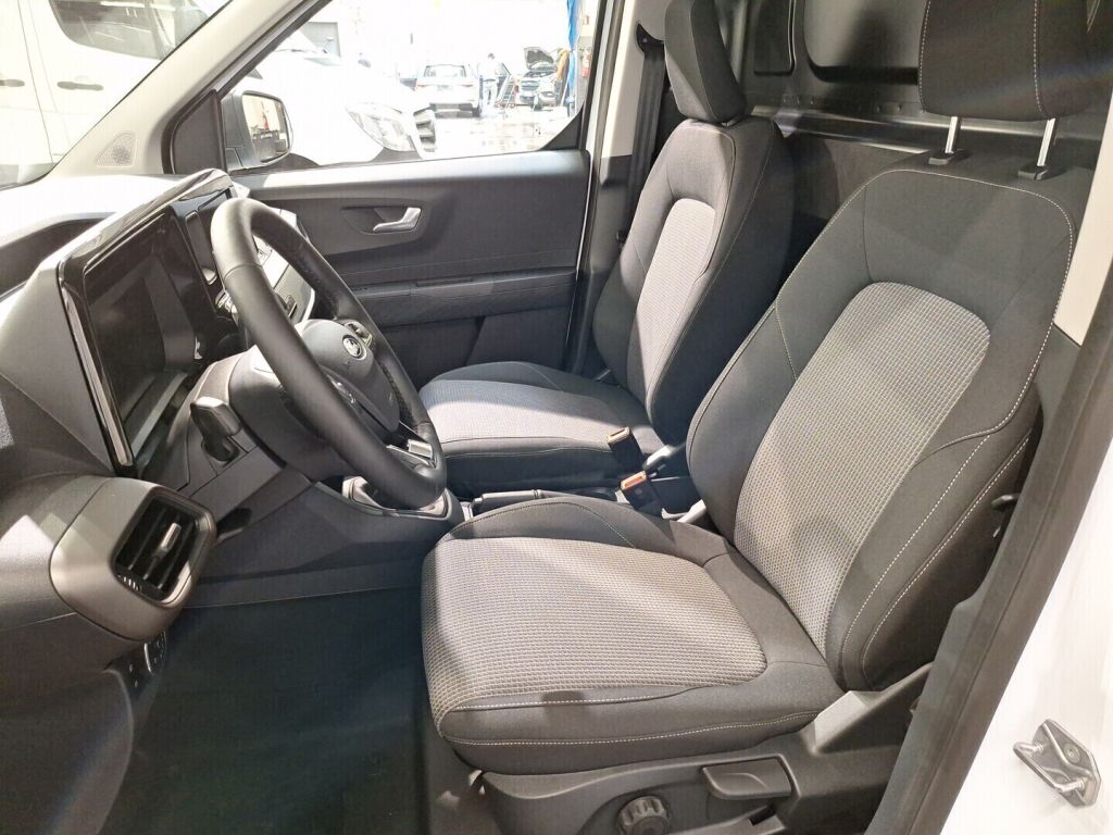 Ford Transit Courier 2026 Valkoinen