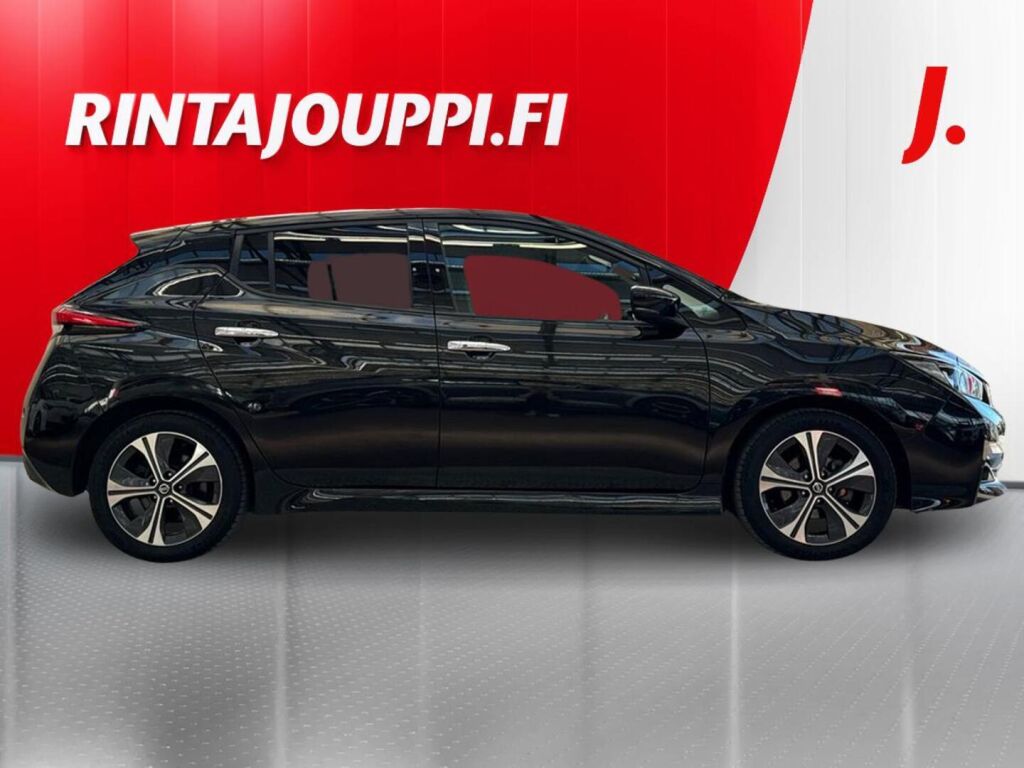 Nissan Leaf 2022 Musta