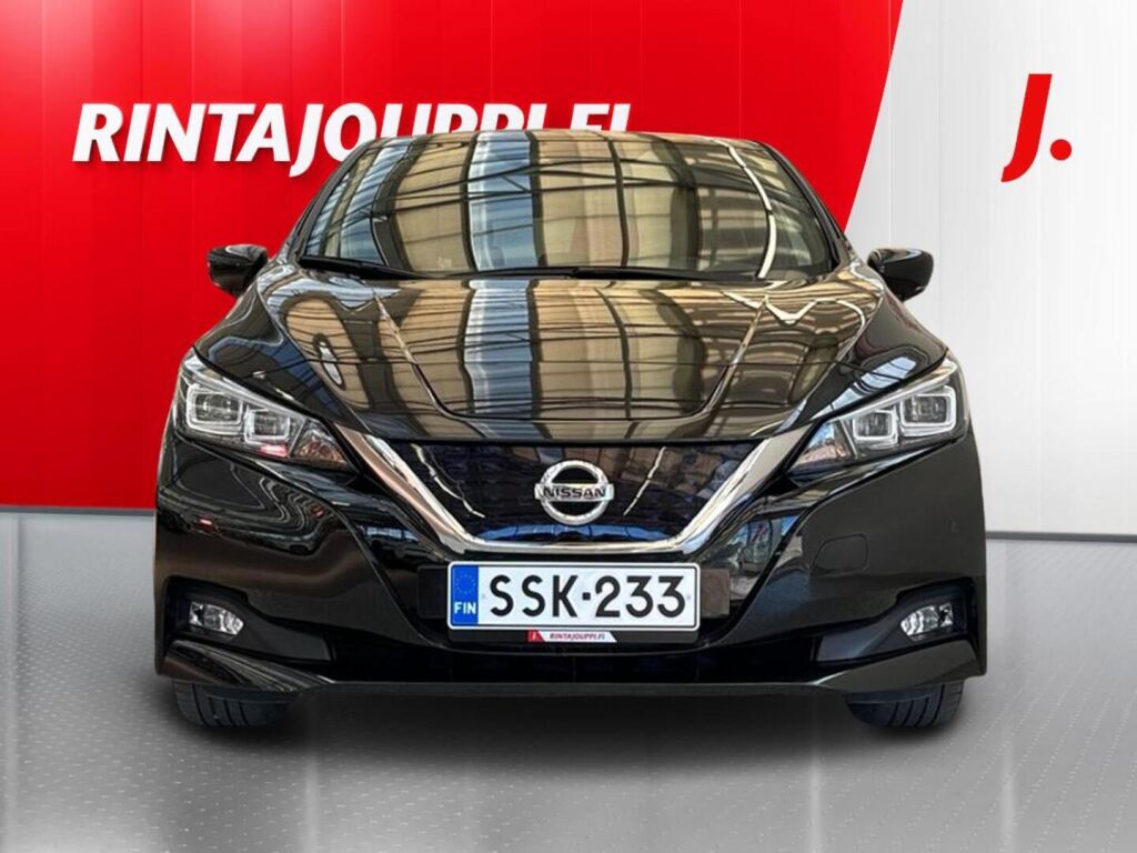 Nissan Leaf 2022 Musta