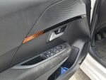 Peugeot 208 2021 Valkoinen