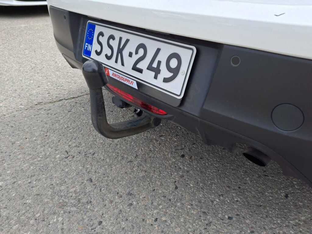 Peugeot 208 2021 Valkoinen