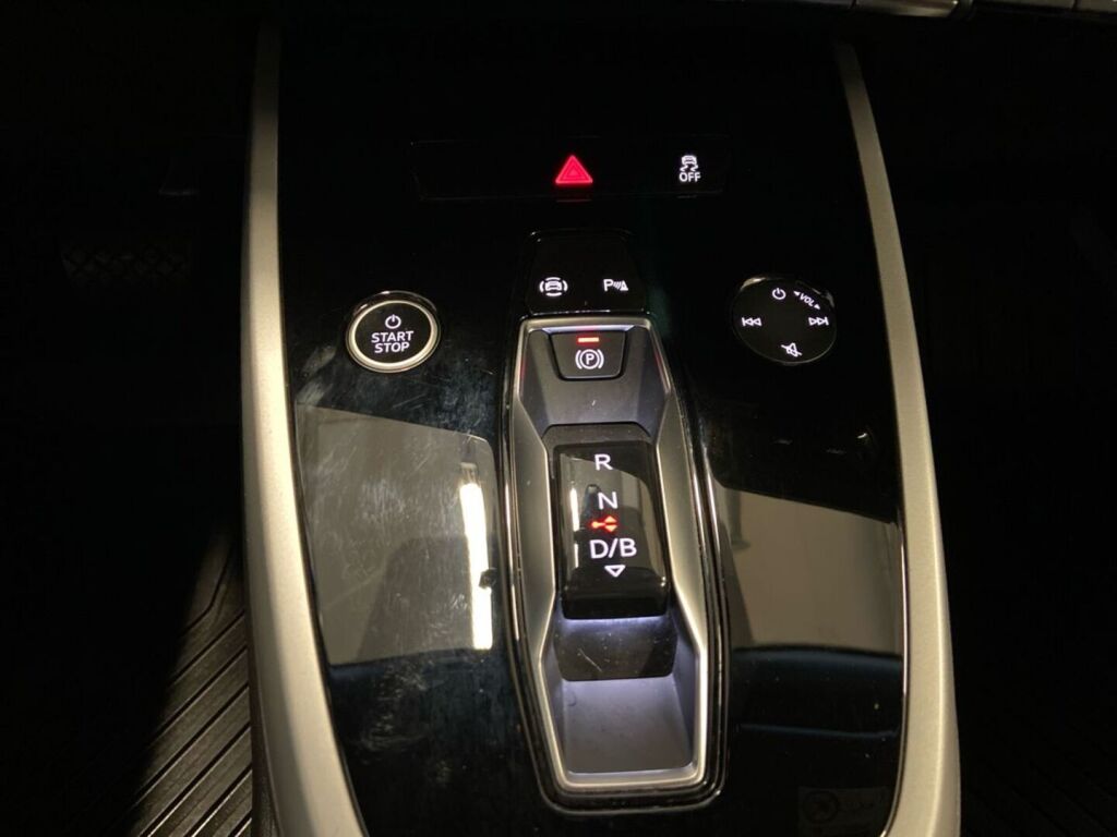 Audi Q4 e-tron 2022 
