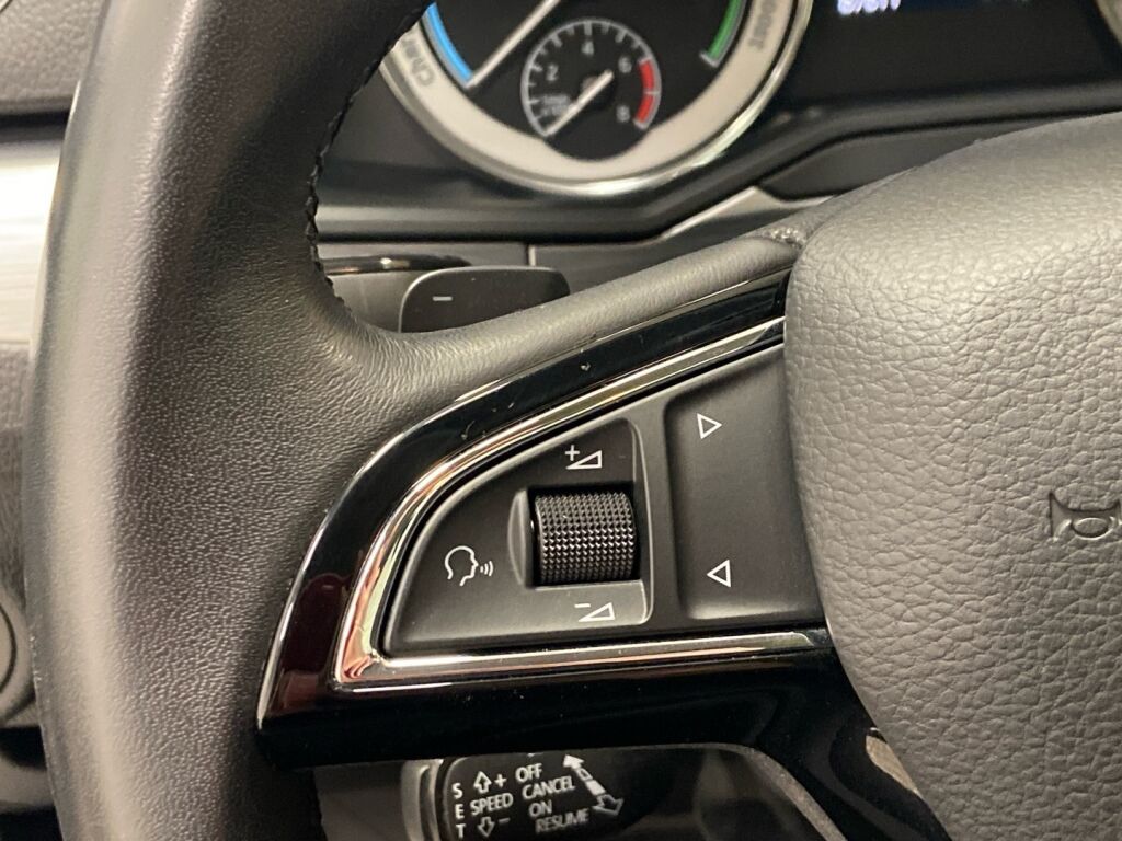 Skoda Superb 2020 Harmaa