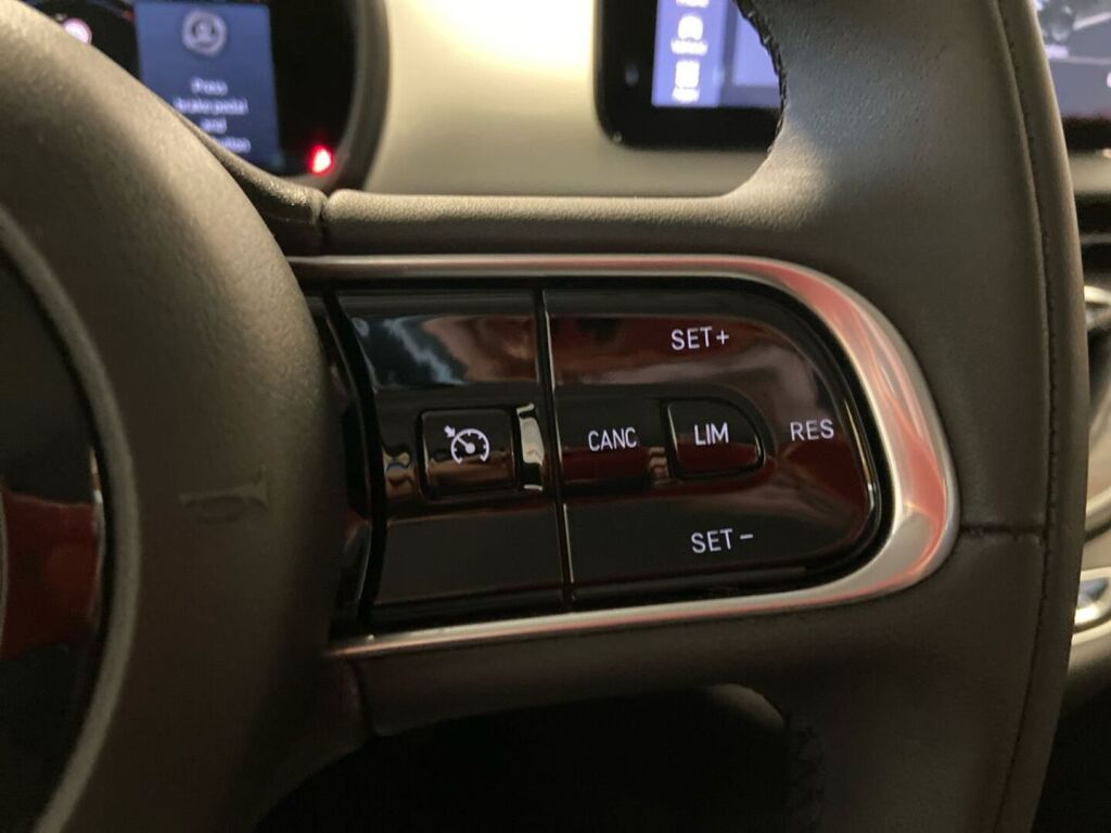 Fiat 500e 2023 