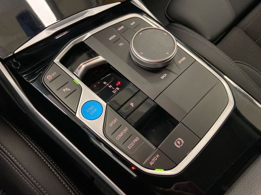BMW i4 2023 