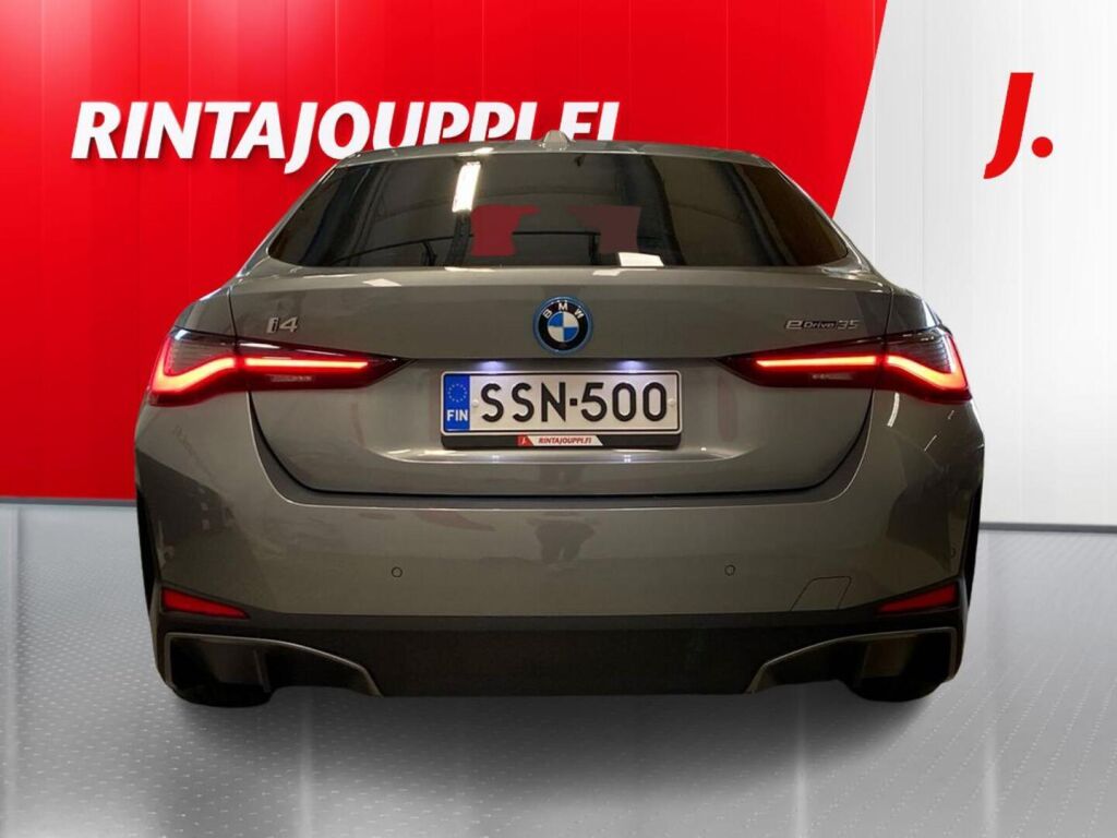BMW i4 2023 