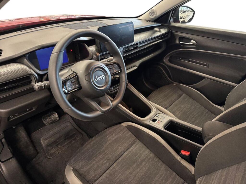 Jeep Avenger 2023 Punainen